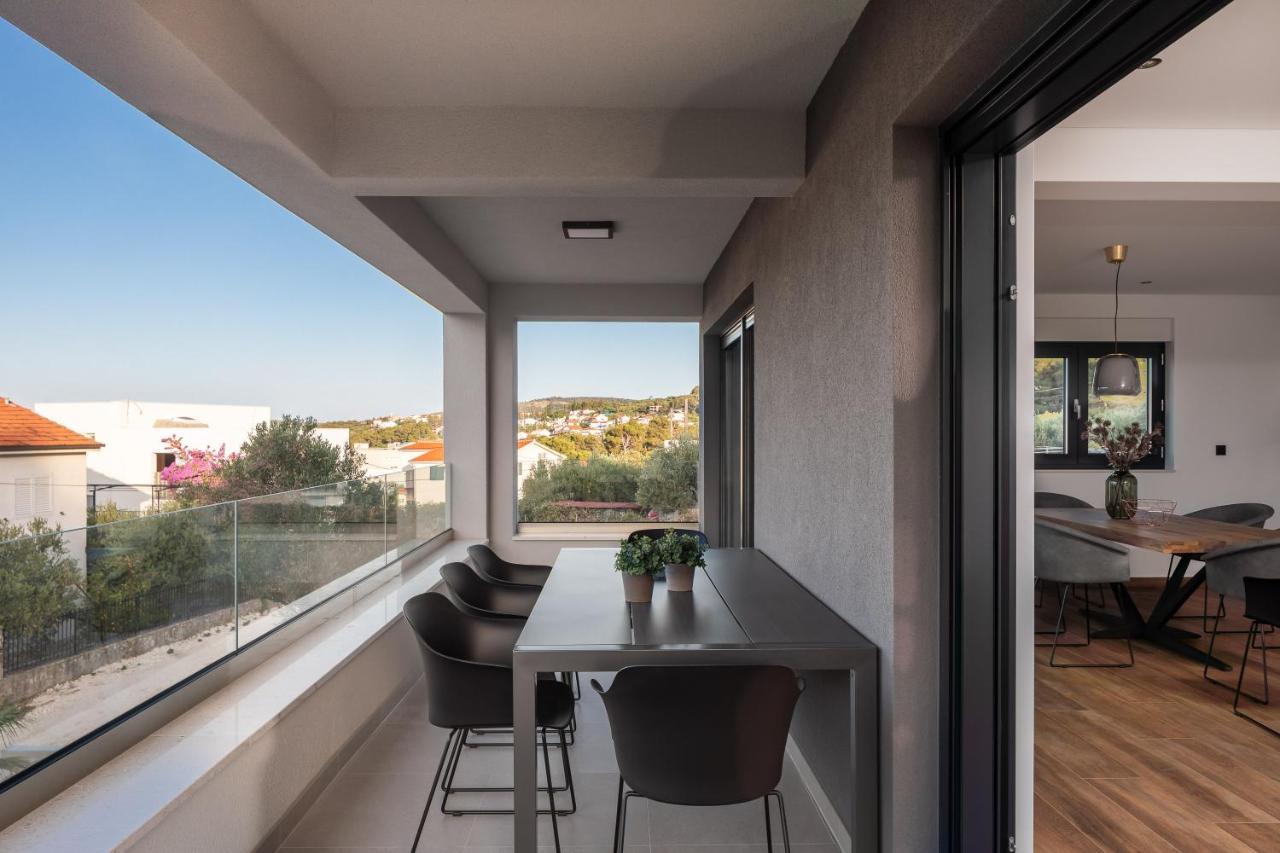 House & Home Слатине Экстерьер фото