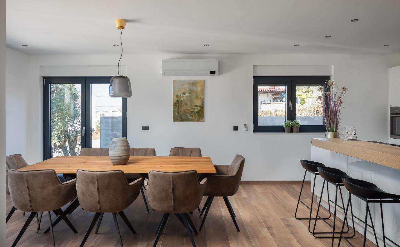 House & Home Слатине Экстерьер фото