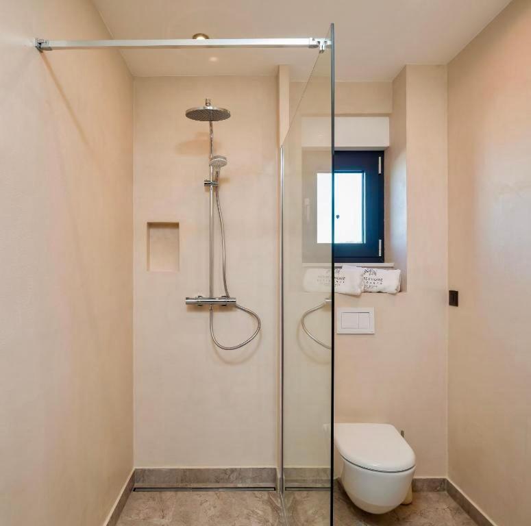 House & Home Слатине Экстерьер фото