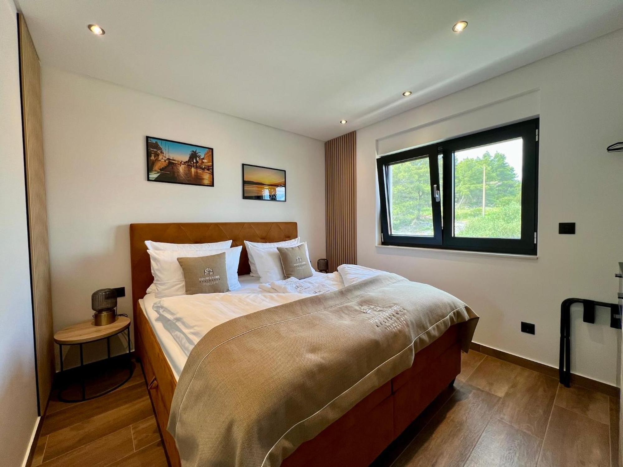House & Home Слатине Экстерьер фото